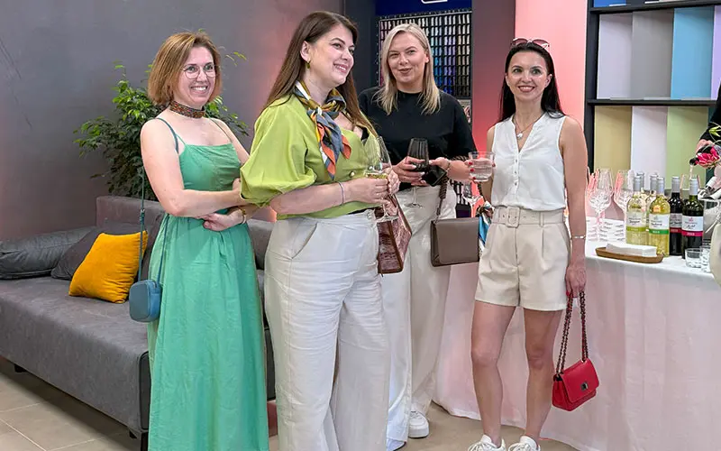 Открыта новая студия красок Sadolin Professional во Львове! - 9