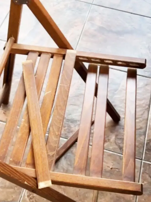 Клей Titebond Quick & Thick – ремонт раскладного стула ІКЕА - 1