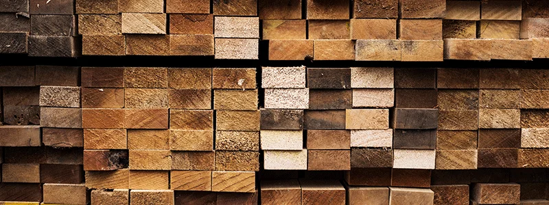 Як підготувати не покриту деревину до зими?