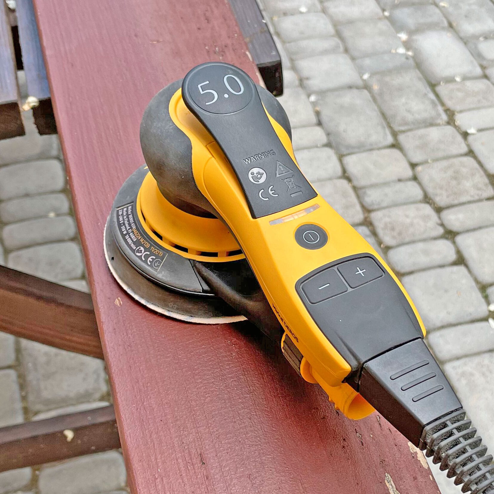 Круг абразивний Sunmight Gold, 8 отворів, D125, P80, 100 шт 5 Круг абразивний Sunmight Gold, 8 отворів, D125, P80, 100 шт 5