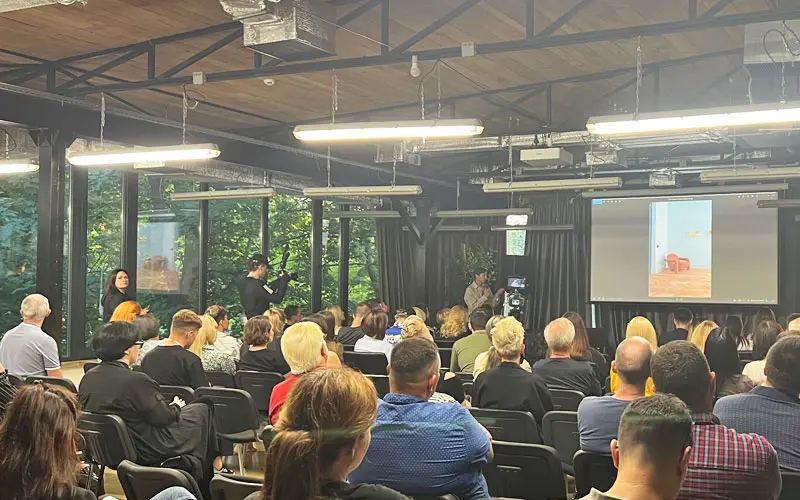 Презентация цвета Sadolin 2026: синий задает ритм будущего - 11