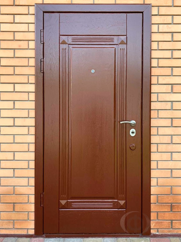 Продукти AkzoNobel™ - фарбування дубових дверей - 1