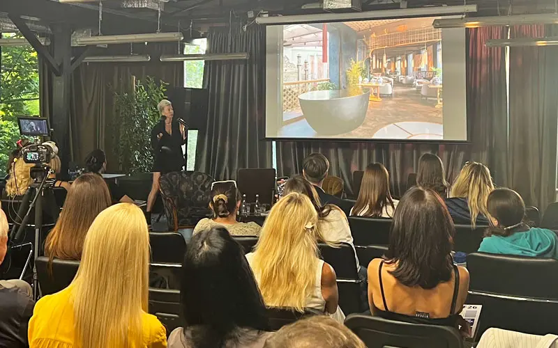 Презентация цвета Sadolin 2026: синий задает ритм будущего - 10