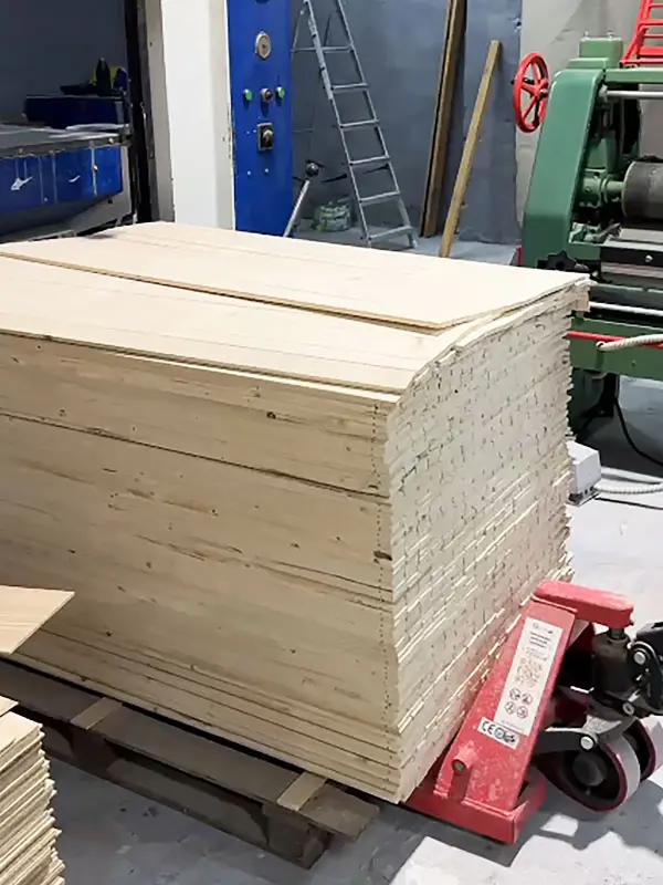 Продукты AkzoNobel™ - изготовление трехслойного паркета - 2