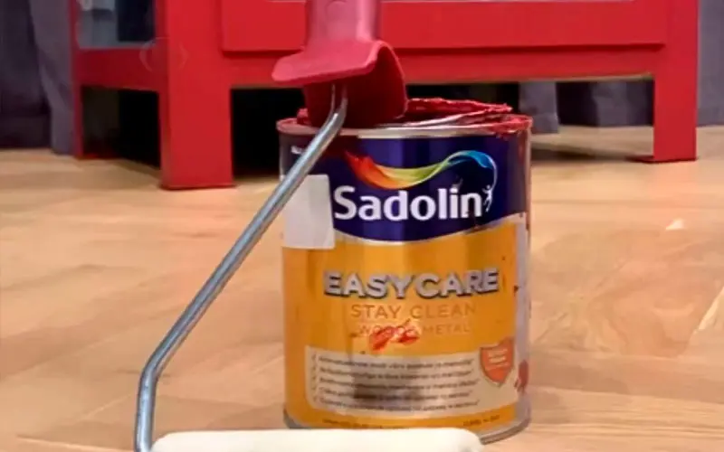 Фарба EasyCare Wood&Metal - реставрація металевої шафи - 3