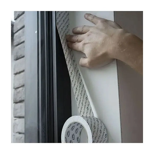 Захисна малярна ПВХ-стрічка (скотч) для запаковки об'єктів HPX Clean Removal 38мм х 33м, біла (CR3833) 3